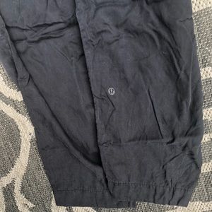 Lululemon cropped pants